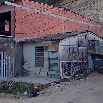 Deslizamiento en faldas de la Popa