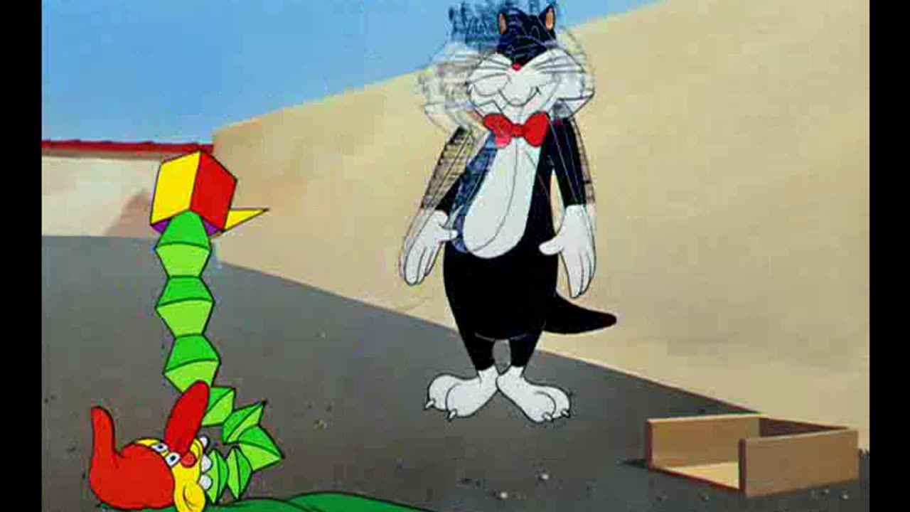 Looney Tunes Golden Collection S1949E27 Swallow the Leader
