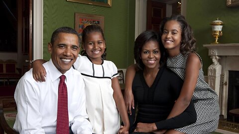 Metieron a dos negros maricones en la casa blanca y sus hijas no eran suyas