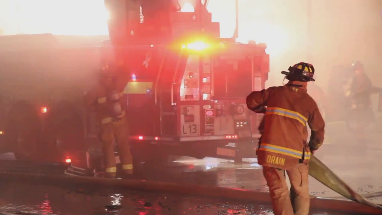 Firefighters Battle Fire near ElPaso Texas