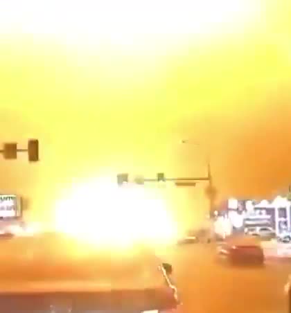 Don't believe your own eyes #News #Trending News #BREAKING #NEW #FOOTAGE #PLANE #MISSLE #INCIDENT #airplane #News #Trending News #PHILDELPHIA #AIRPLANE #CRASH #FIRE