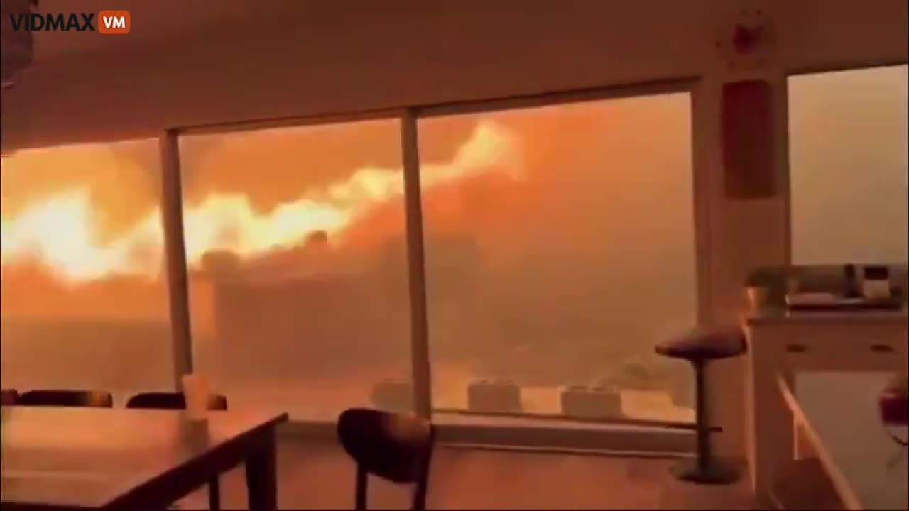 Wall of Fire Surrounds Palisades, California Home in Chilling, Real-Time Footage