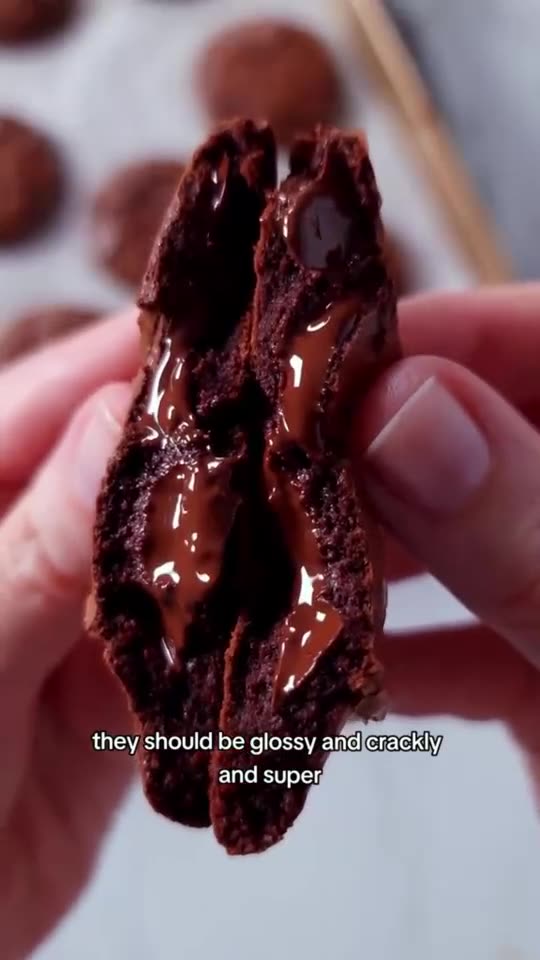 Flourless brownie cookies