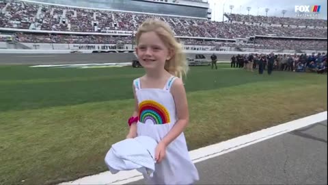 Trump Takes a Victory Lap at a Rain-Splattered Daytona 500