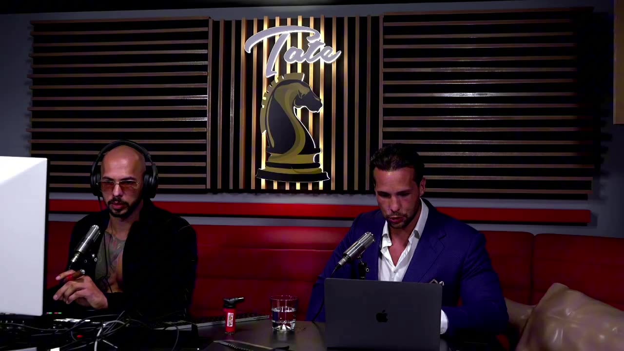 EMERGENCY MEETING EP. 1 - THE MATRIX ATTACKS