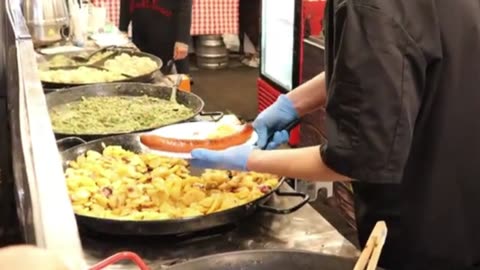 Italian Street Food Gets a Major Upgrade with Gigantic Irish Bratwursts!