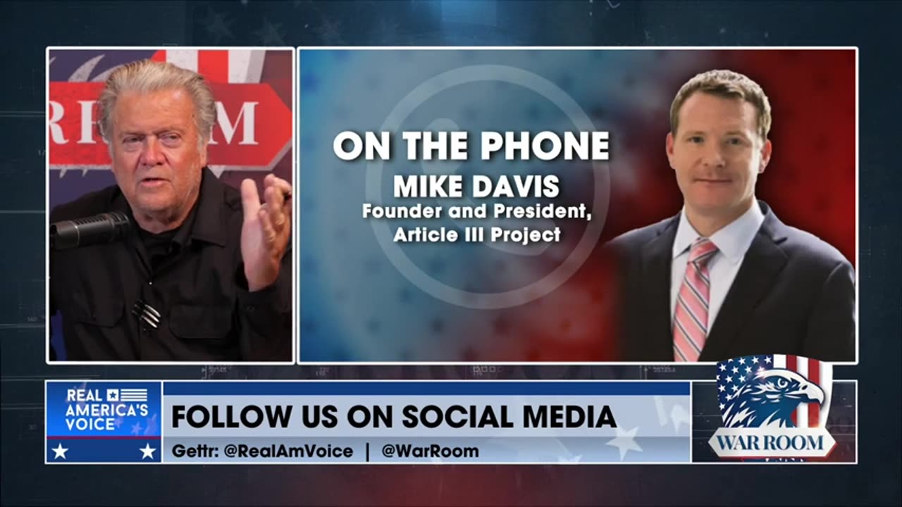 Mike Davis: "It is not a crime for the national security officials to communicate via Signal"