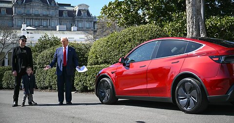‘The Five’: Trump checks out his brand new Tesla