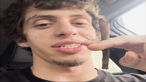 A healthy chat while rolling a blunt