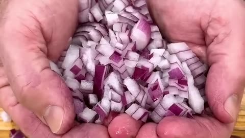 How To Dice an Onion