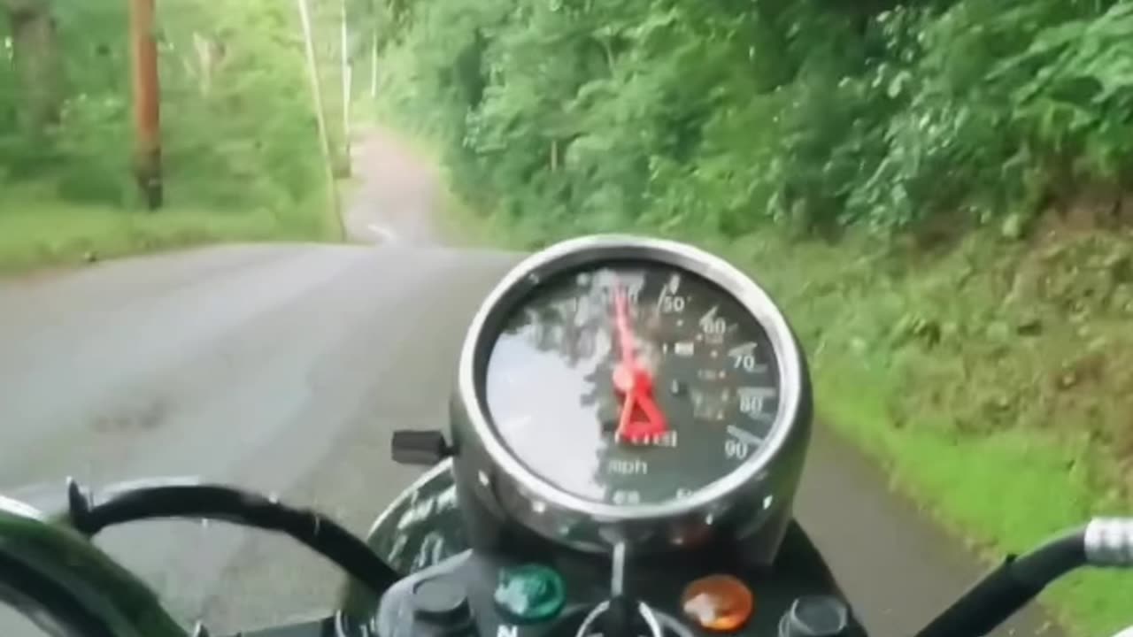 Quick Ride: Soothing Motorcycle Ambience