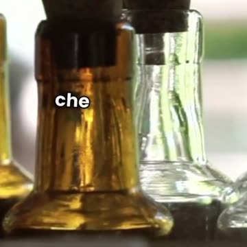 Massaggio Aromaterapico per le Donne in Menopausa con Osteoartrite del Ginocchio 🌸💆‍♀️