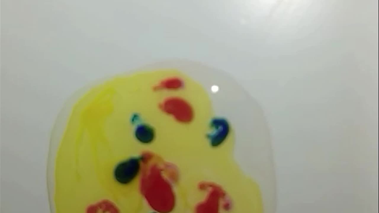 can you guess the water color bubble color design art #colormixing #paintmixing #guessthecolour