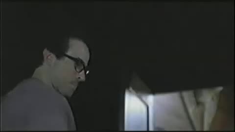 March 20, 2003 - TV Trailer for 'Dreamcatcher'
