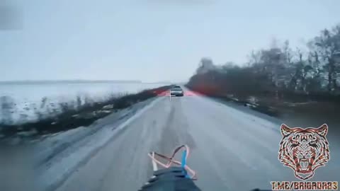 Russian fiber-optic FPV drones hit Ukrainian Pickup trucks. Yablunovka, Sumy region