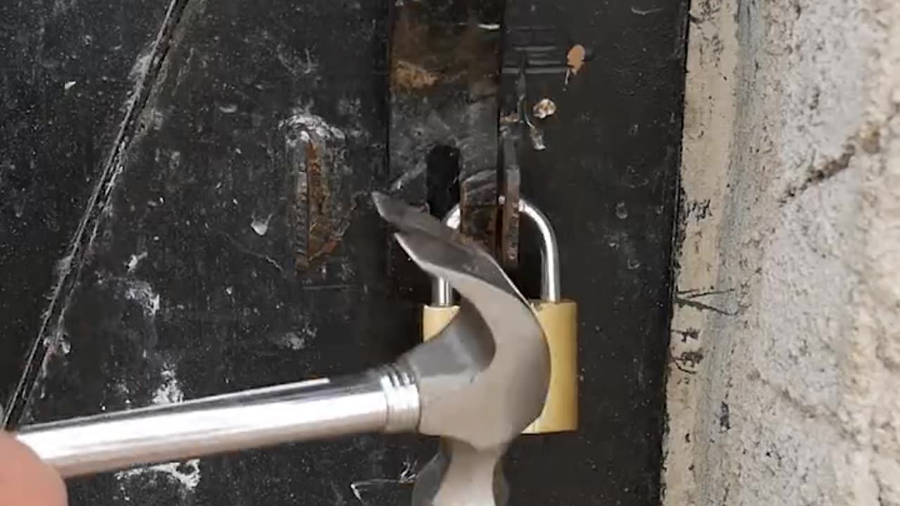 Open Any Lock Without a Key in 1 Minute! The Best Lock-Picking Methods! WOW Amazing! 🔓💡