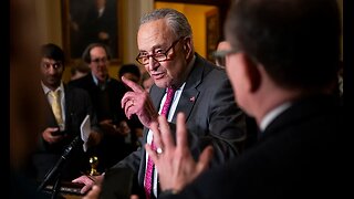 Schumer Calls on Trump to Declassify UFOs