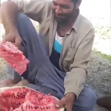 Old Man's Hilarious Reaction to a Shocking Surprise! 😱😂