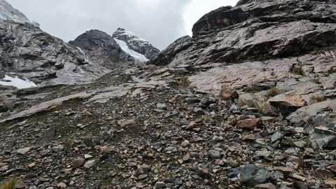 Beginning the climb in Cayesh