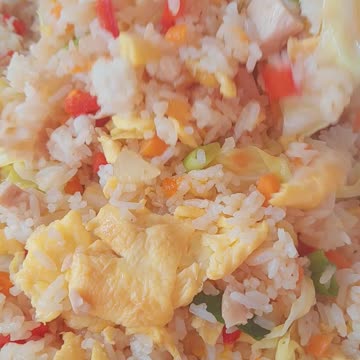 🔥 Bacon Egg Fried Rice! So Tasty! 🍳🥓✨ Ultimate Bacon & Egg Fried Rice | Asian Street Food 🥚 🥓 🍚