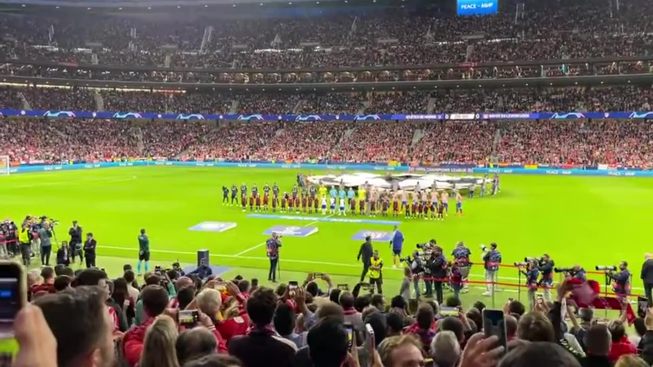Atletico Madrid splendid atmosphere (UEFA Champions League)