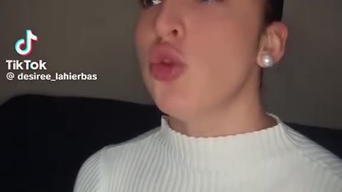 Una Mujer estalla en redes contra las feministas