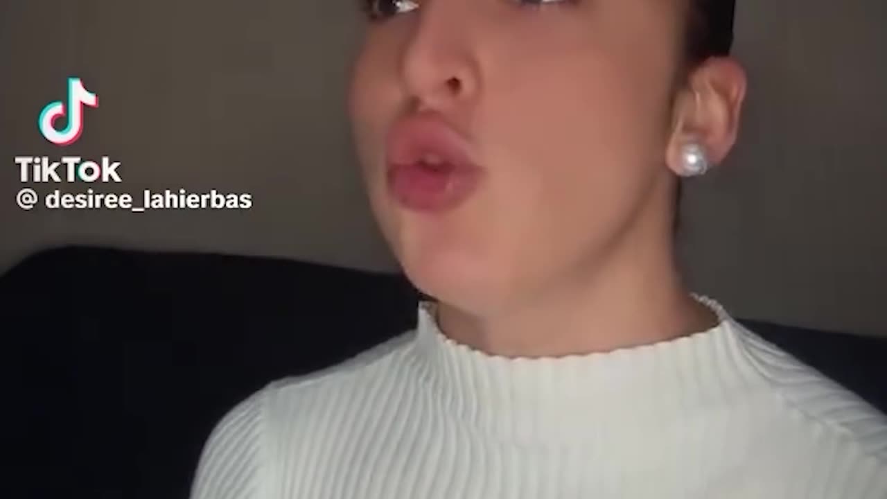 Una Mujer estalla en redes contra las feministas