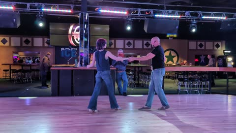 West Coast Swing @ Electric Cowboy with Wes Neese 20250112 190212331