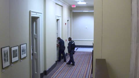 0200USCS02EastFrontCorridornearS206_2021-01-06_20h00min02s097ms.mp4