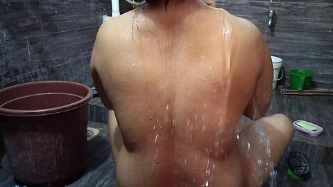 Nude bhabhi bathing video