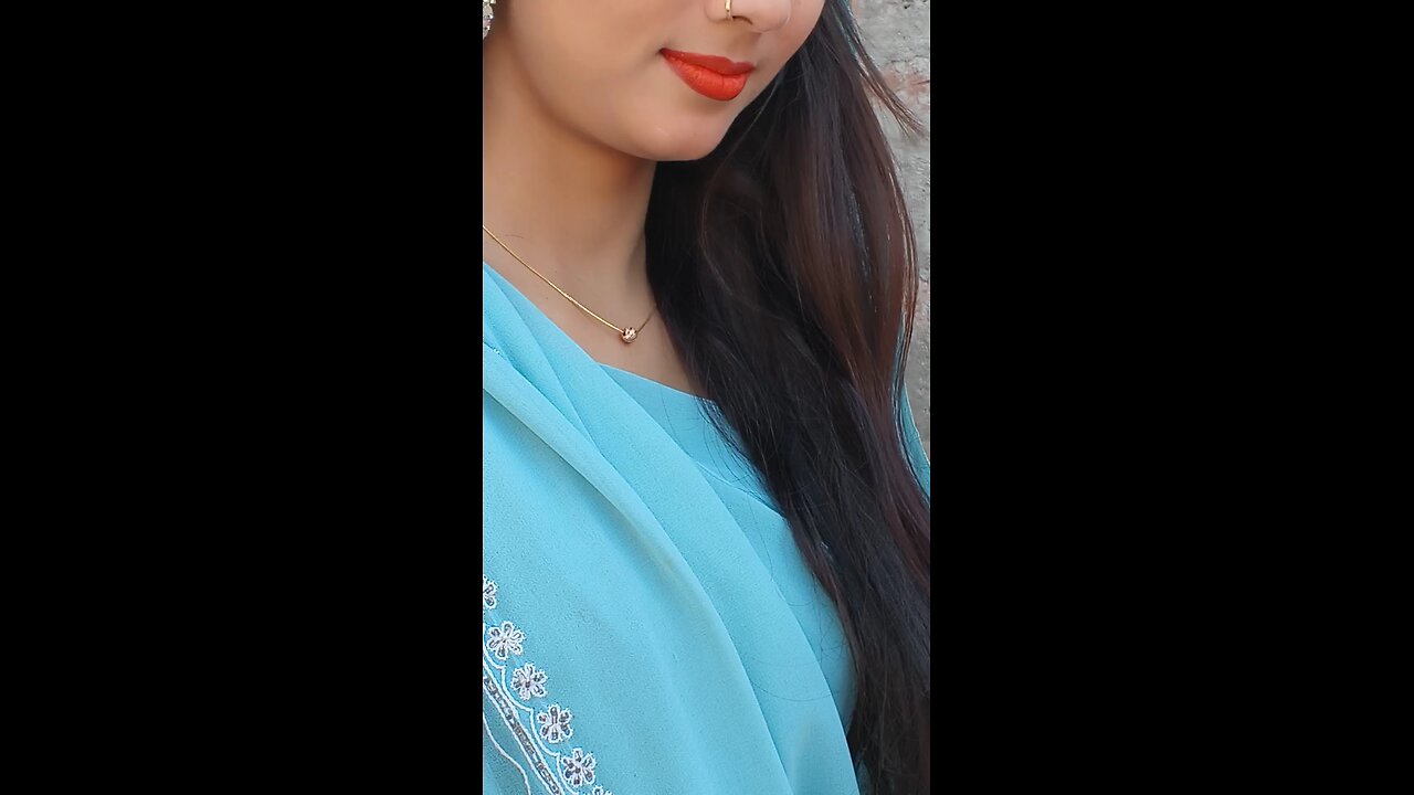 Most Brilliant Questions Asking Strangers Girl 😂😂 #funny #streetstyle #question #traveltips