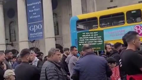 Muslims outside the historic and sacred GPO in Dublin, where the Republic was proclaimed in 1916.