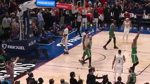 Brown vs. McCollum: CLUTCH TIME SHOWDOWN! 🍿 #Celtics #Pelicans
