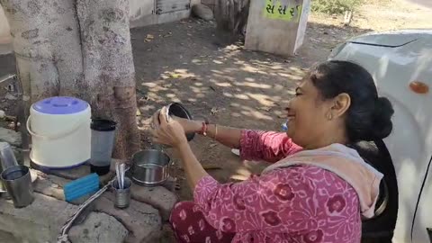 girnar jatra karva gaya masti karta karta mama mami masi maa