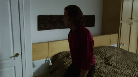 Battlestar Galactica - Baltar had enough of Six's religious drivel, she abandons him.