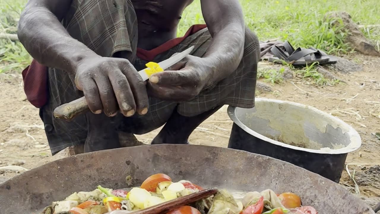 So delicious soup (Hadzabe Tribe) makes without any spices from from market all are natural