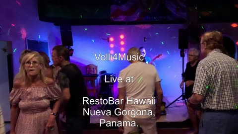 V4M live at RestoBar Hawaii - Panama