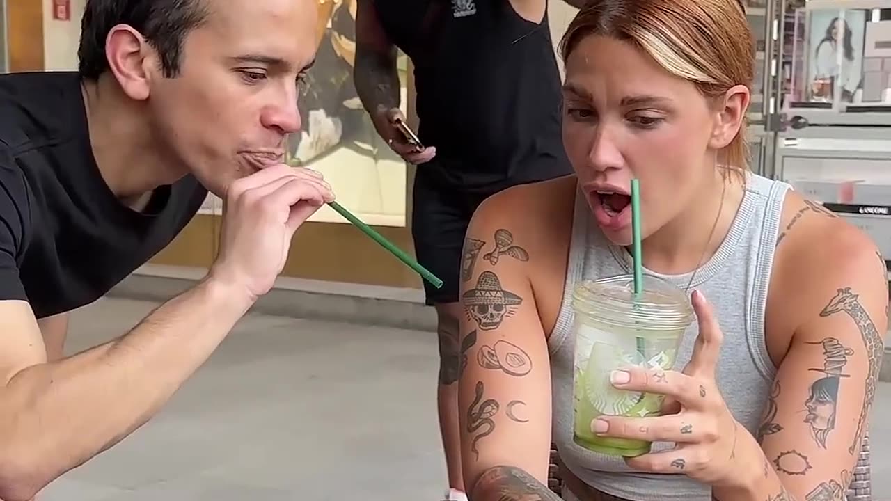 How he did that trick at a coffee ☕️ shop tutorial🤯💯 #shorts #trending #tricks