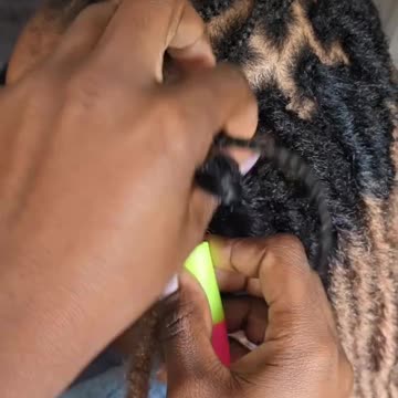 HOW TO INSTALL FAUX LOCS