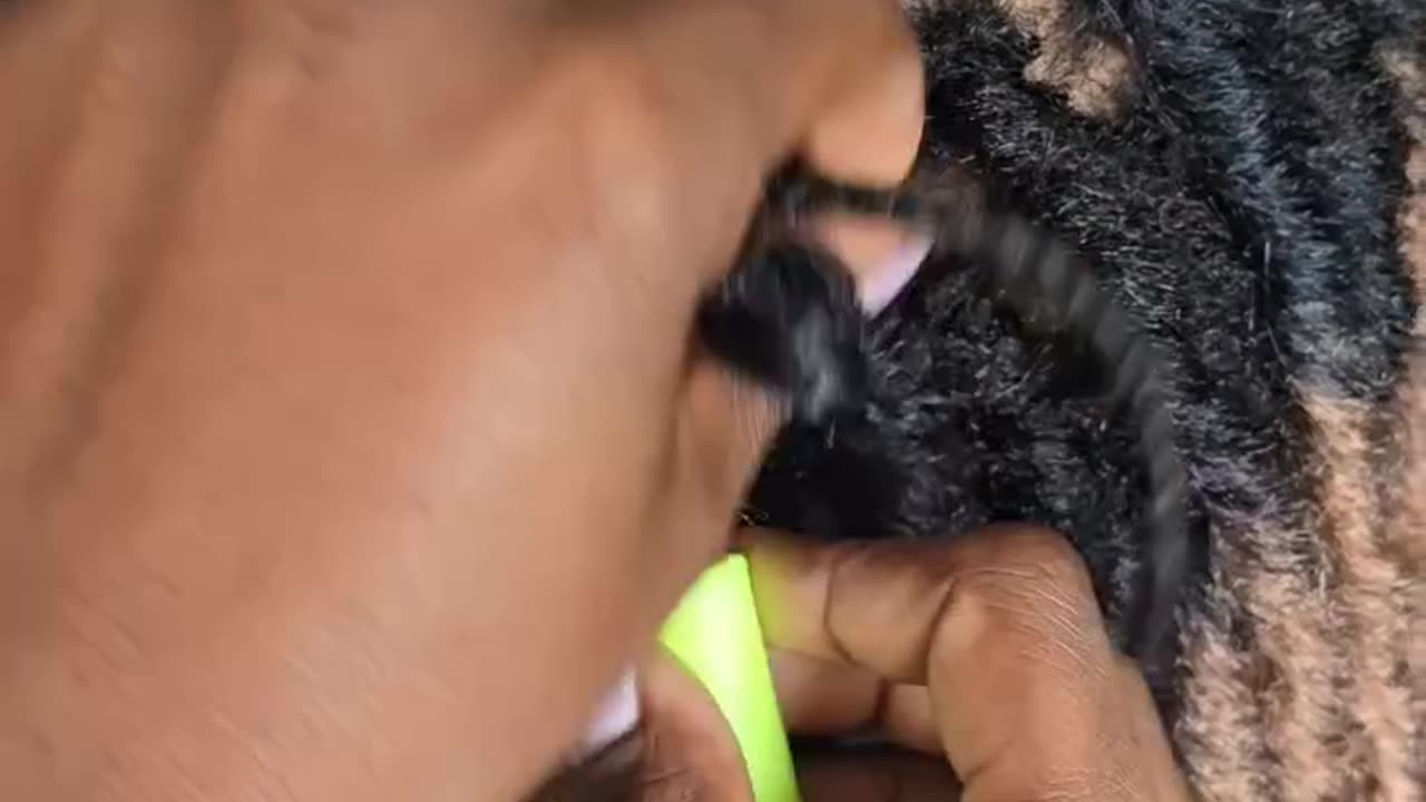 HOW TO INSTALL FAUX LOCS