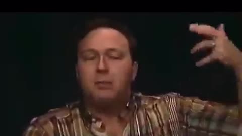 In 2002 Alex Jones warned about the New World Order