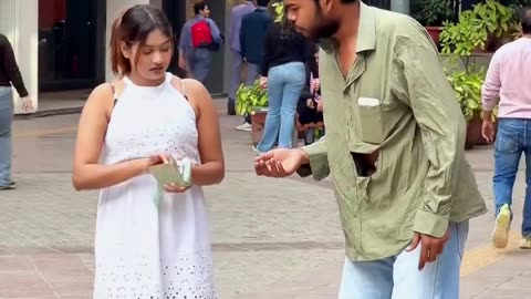 Kya majak hai madam 10 rupaye hai nahi