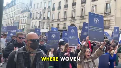 Women in Paris are protesting against mass Islamic immigration