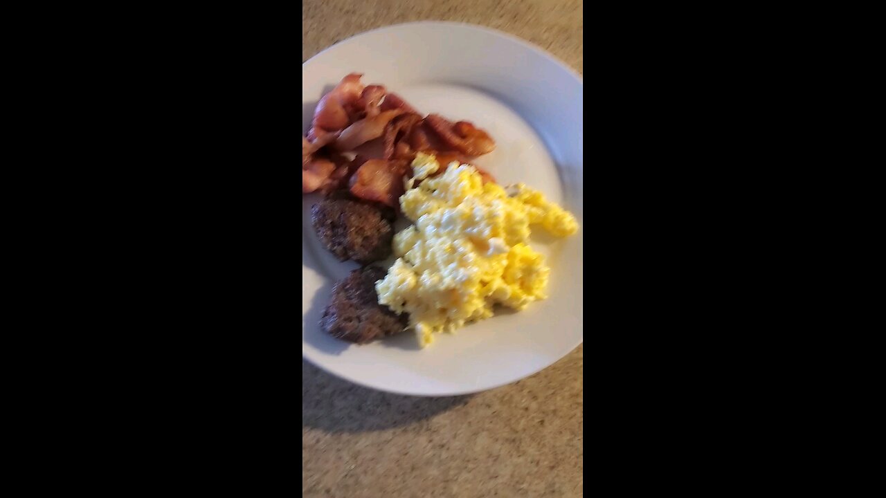 I love to make breakfast