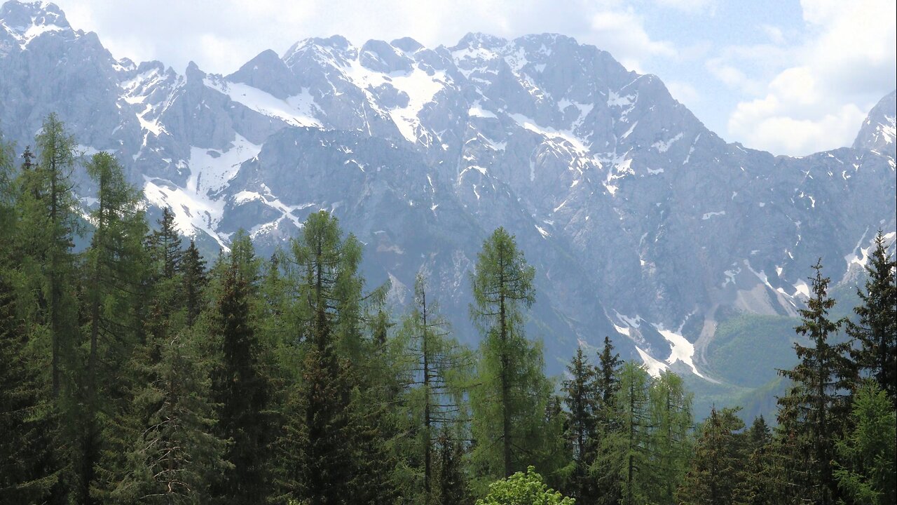 Pünkösdölés Logarska dolinában klip