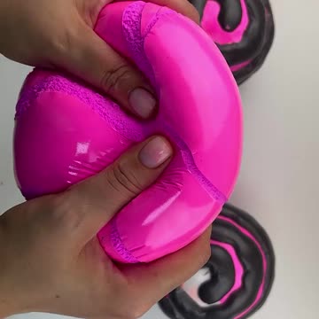 Shiny Ball Raxek: The Game You’ll Want to Play All Day! 😍💥