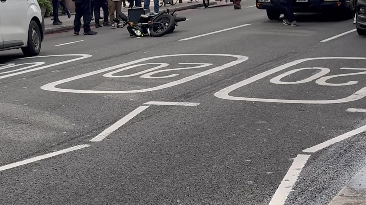 Londoners Argue After Alleged Motorcycle Kicking Incident