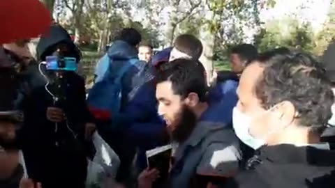big fight between sunni and shia.speaker's corner hyde park london