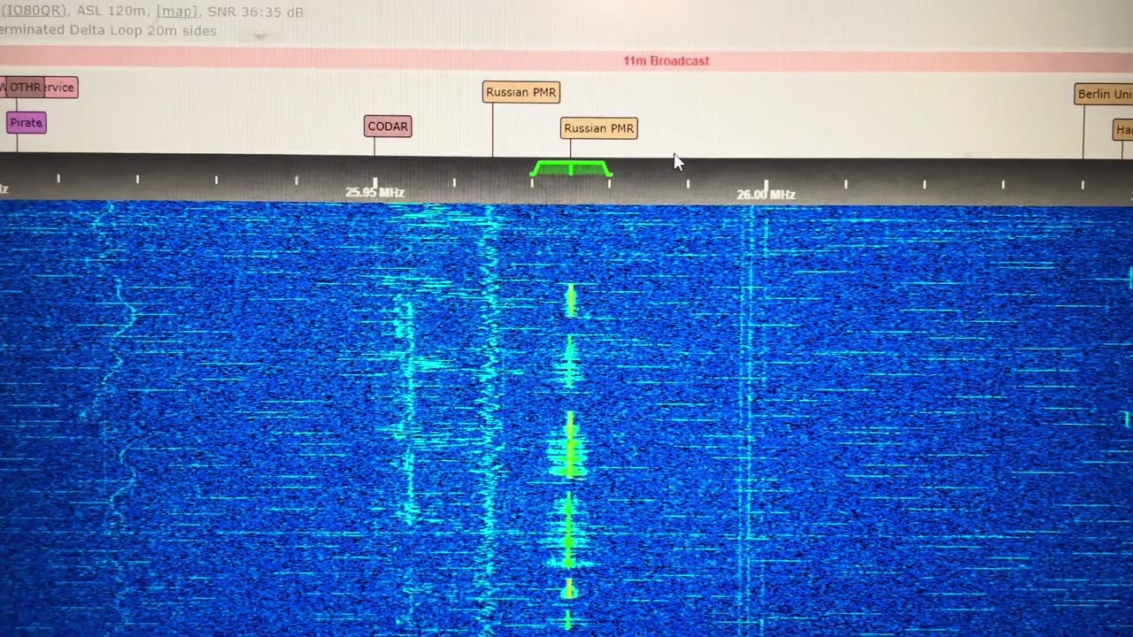 33.000 Fax Transmission + Fishery Voice Comms VHF Low DX 4 October [G8JNJ SDR]