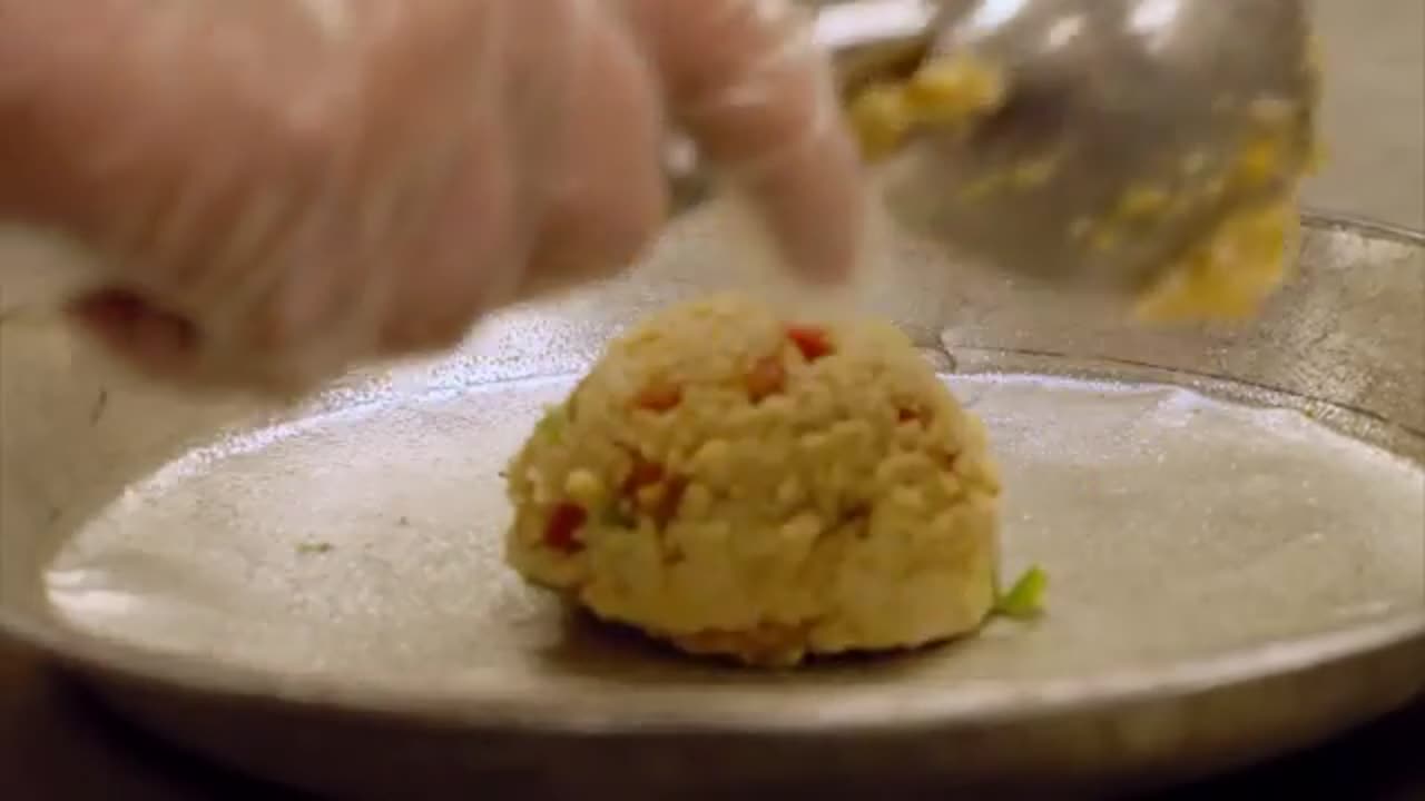 Inside Fort Bragg's kitchen - food documentary